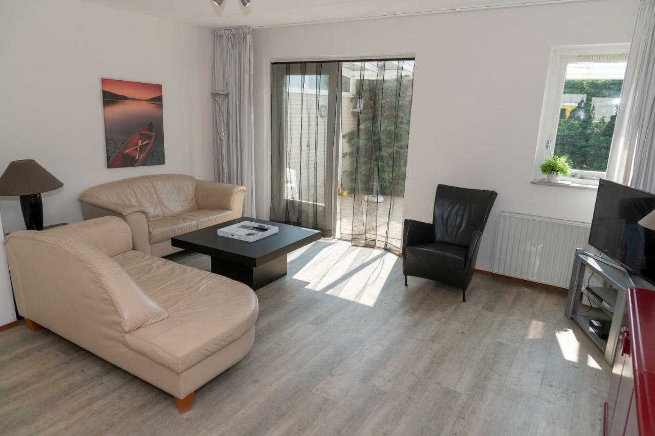 Twee-Onder-Een-Kapvakantiewoning Met Ruime Tuin - Fort Soleil 17 Villa Breskens Eksteriør billede